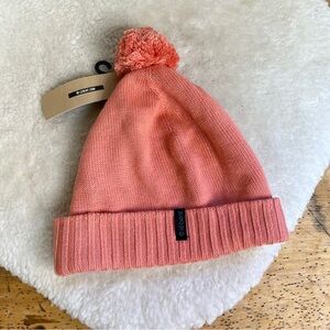 Lebent Coral Merino Blend Pom Beanie NWT